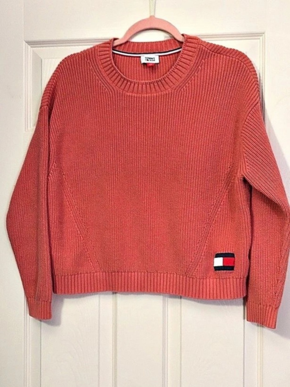 Tommy Jeans Flag Logo Crewneck Sweater Pink Medium